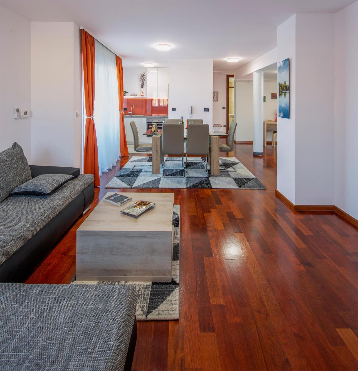 Ratkajec Luxury Apartments Varazdin Bagian luar foto