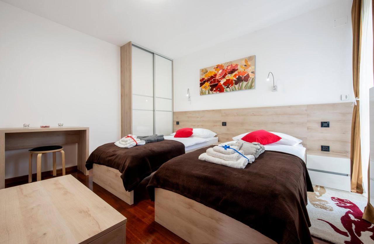 Ratkajec Luxury Apartments Varazdin Bagian luar foto