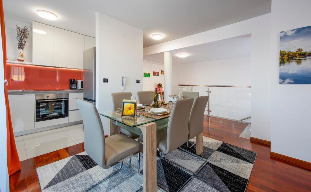 Ratkajec Luxury Apartments Varazdin Bagian luar foto
